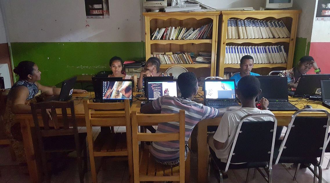 Photo from web design classroom in Nosy Be, Madagascar